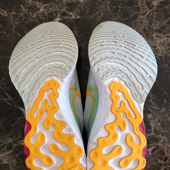 Nike React Infinity Run Multicolor - CU0430-002 Size 9.5 Women’s - Picture 7 of 9